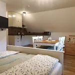 아파트 Abj A Ve Stodole Abj Kralicak *
