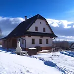 Abj A Ve Stodole Abj Kralicak Apartment *