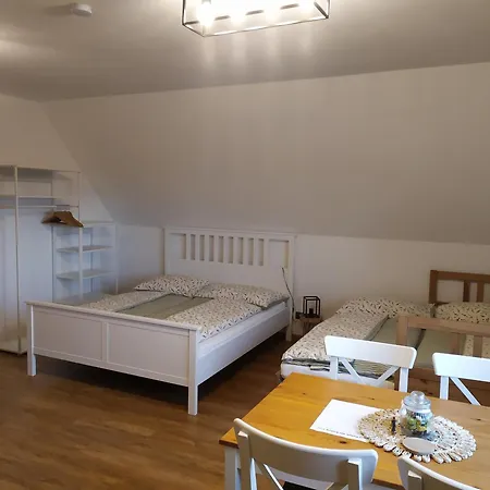 Abj A Ve Stodole Abj Kralicak Hyncice pod Susinou