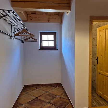 Abj A Ve Stodole Abj Kralicak * Hynčice pod Sušinou