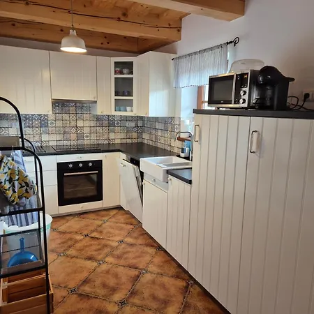 Abj A Ve Stodole Abj Kralicak Apartmán